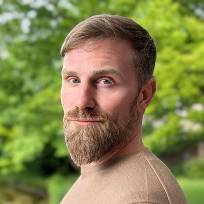 Ryan Zurrer Headshot