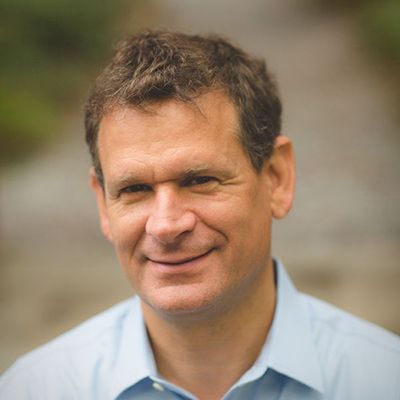 Ivan Frishberg Headshot