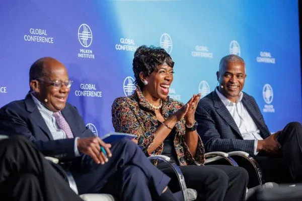 Inclusive Capitalism: Unleashing Growth in the Global Economy panelists Roger Ferguson, immediate past president and CEO, TIAA, Carla Harris, senior client advisor, Morgan Stanley, Martin Nesbitt, senior partner, co-chairman, and co-CEO, The Vistria Group