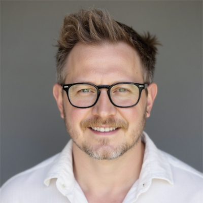 Jason Curry Headshot